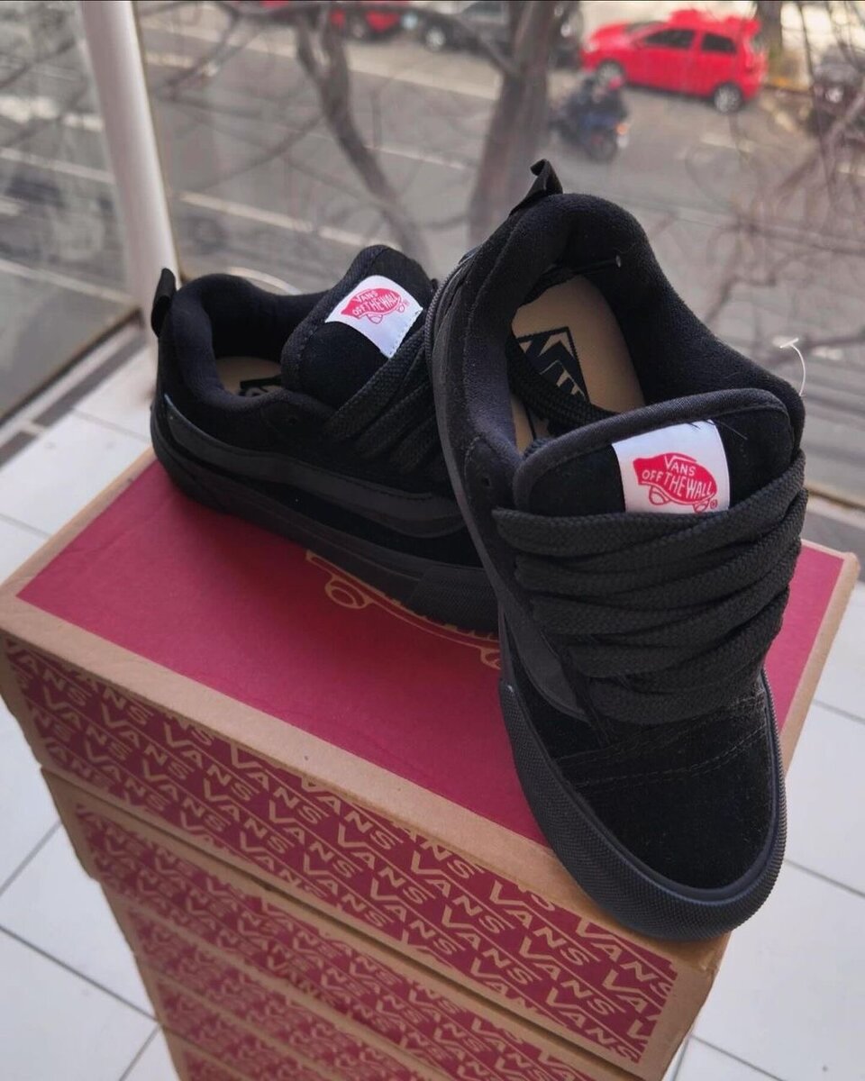 Chaussures en toile noires