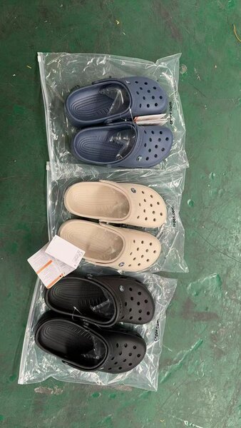 Sabots confortables unisexes