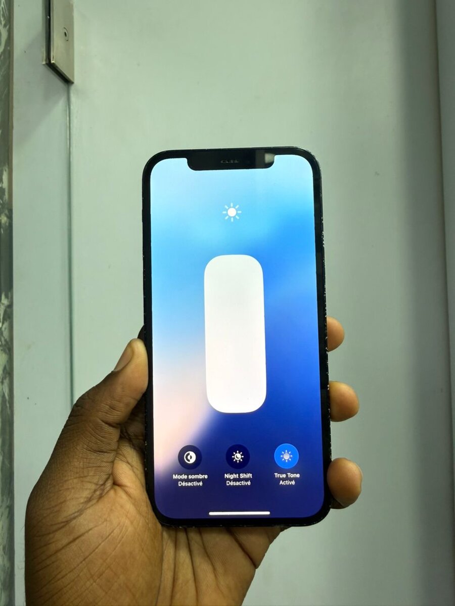 iPhone 12 64 giga neuf