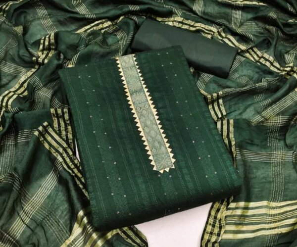 Ladies suit