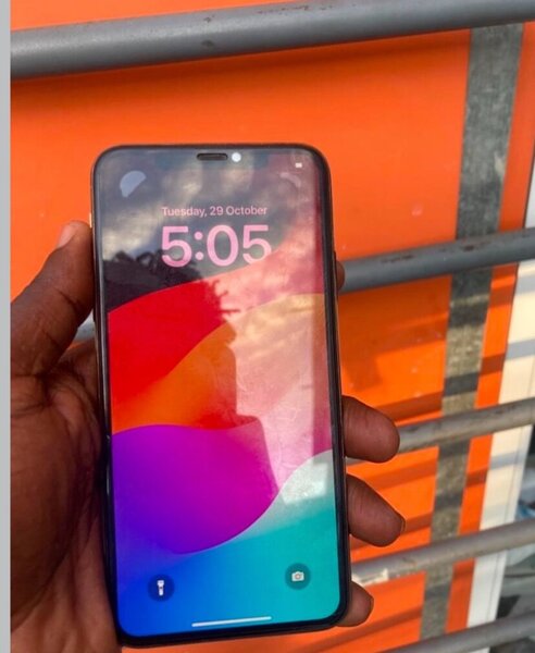 iPhone 11 Pro Max 128 gig