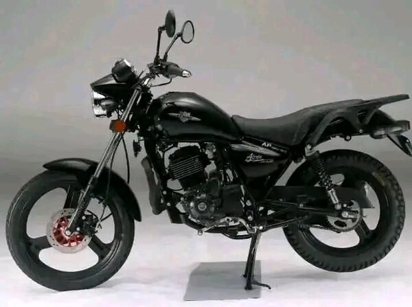 Moto noire élégante