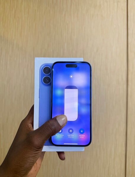 iPhone 14 Bleu Neuf