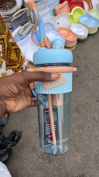 Gourde avec paille "Lucky"