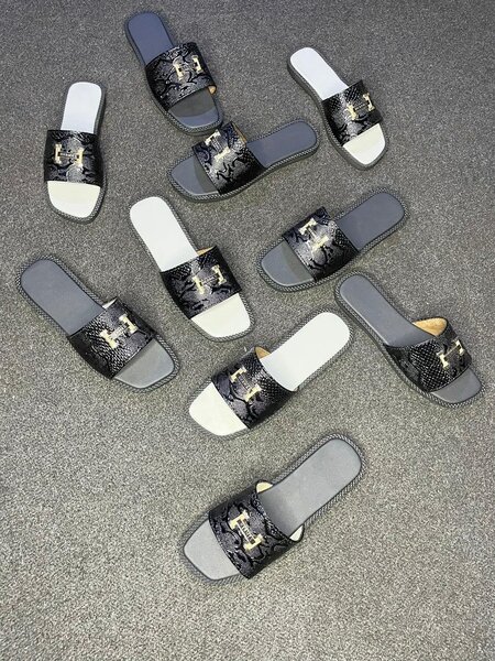 Sandales de luxe unisexes