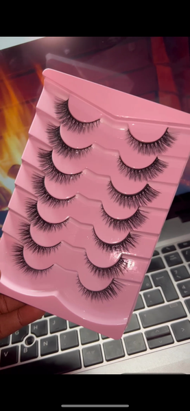 Faux Cils  « Yeux de biche »