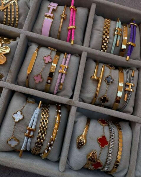 Bracelets élégants en métal