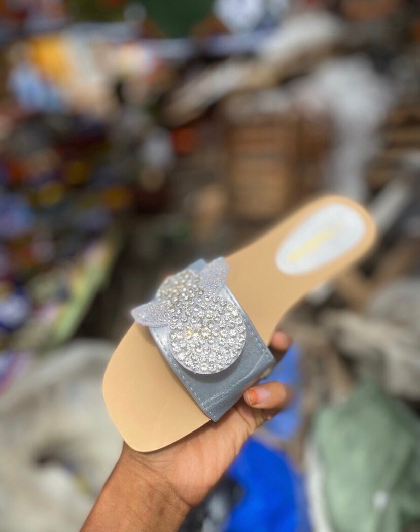 Sandales élégantes en strass