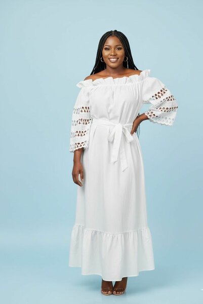 Robe Blanche Épaule Dénudée