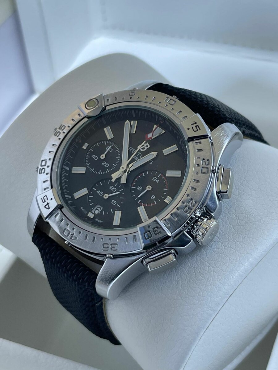 MONTRE LUXE BREITLING