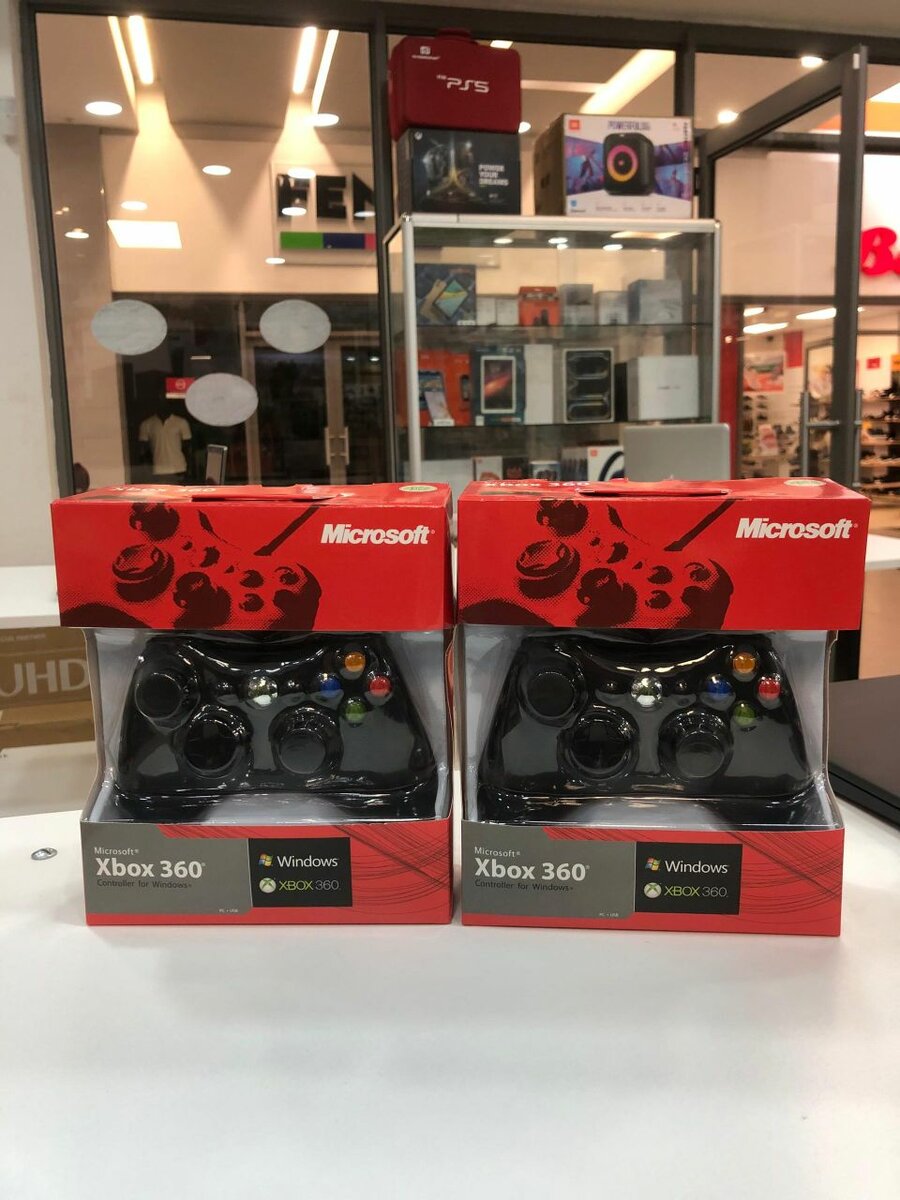 Microsoft Xbox 360 wired controller