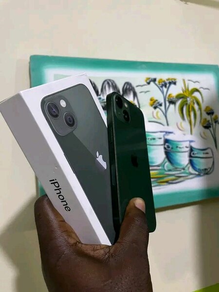 iPhone 13 Vert Nouveau