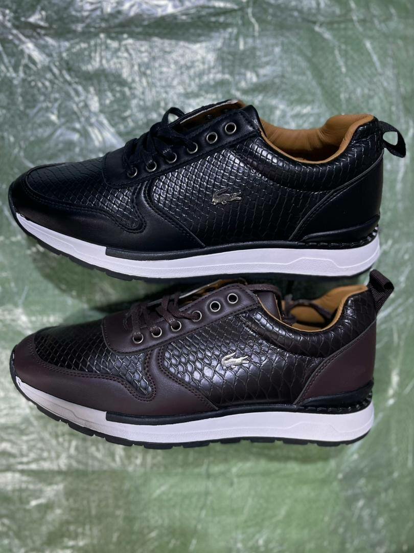 Baskets en cuir élégant