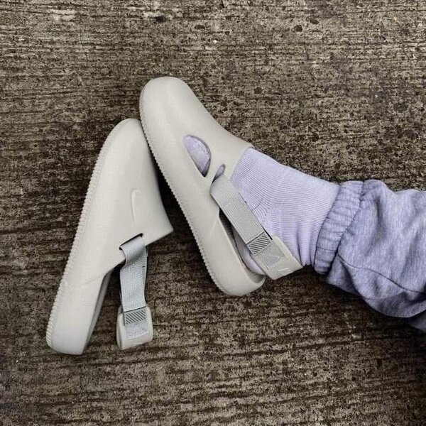 Sabots de confort élégants