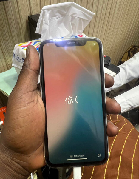 iPhone XR Blanc 64 Go