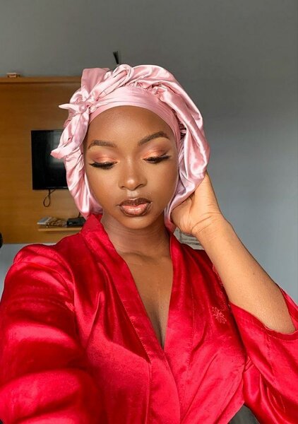 Bonnet en satin pour cheveux