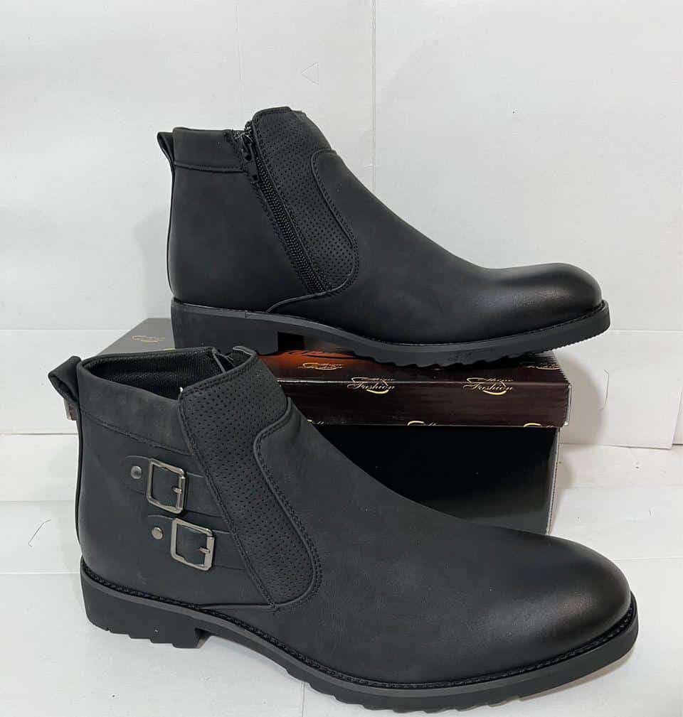 Men's leather boots,black Sizes: 40-45