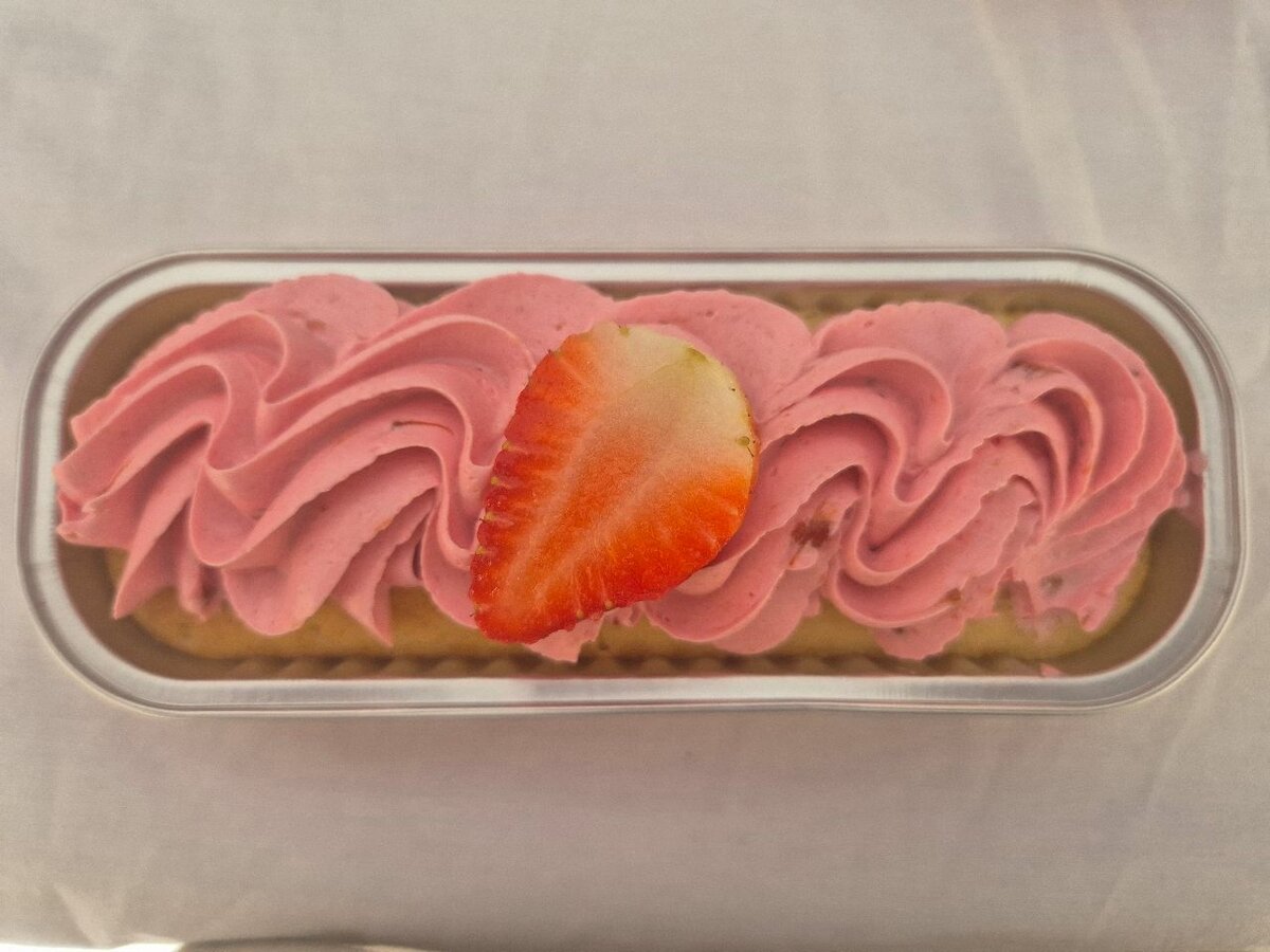 Gâteau à la fraise frais