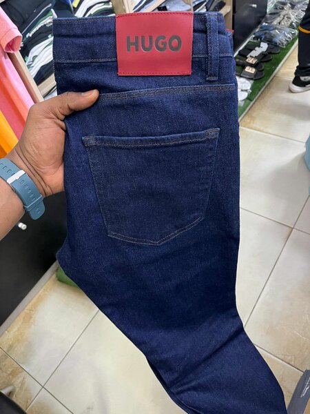 Jeans homme Hugo en denim bleu