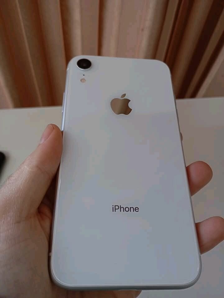 iPhone XR Blanc 64 Go Débloqué