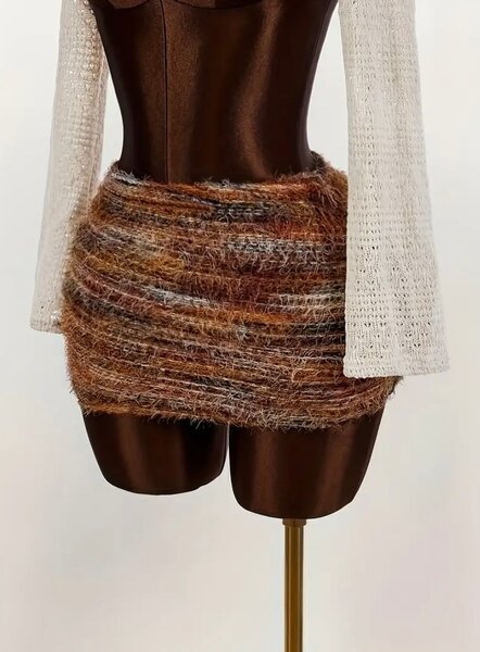 Jupe sexy fausse fourrure