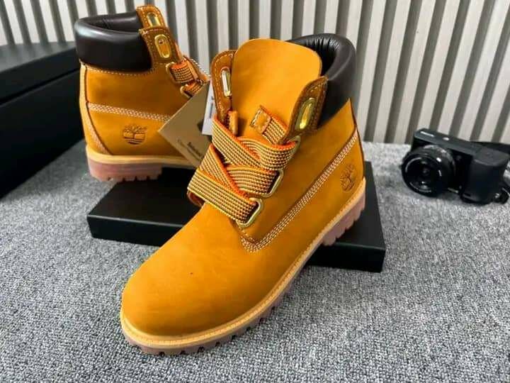 Timbaland big laces