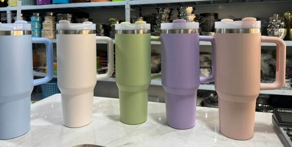 Gobelet isotherme en acier inoxydable