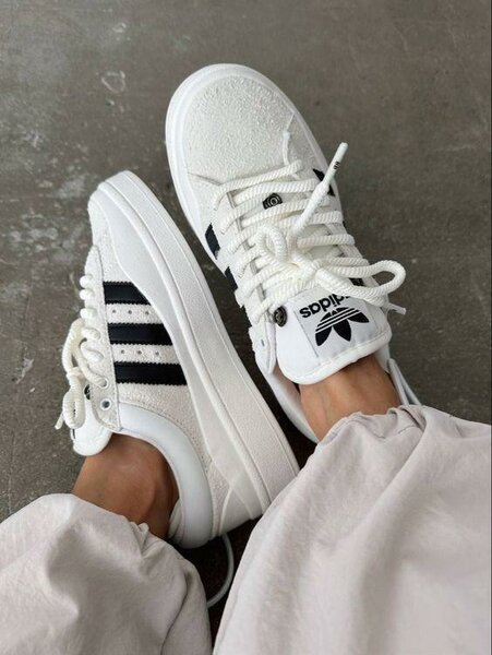 Chaussure adidas