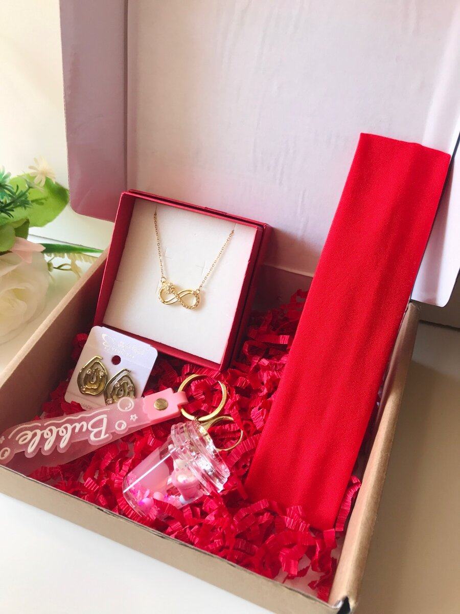 Aesthetic girly package