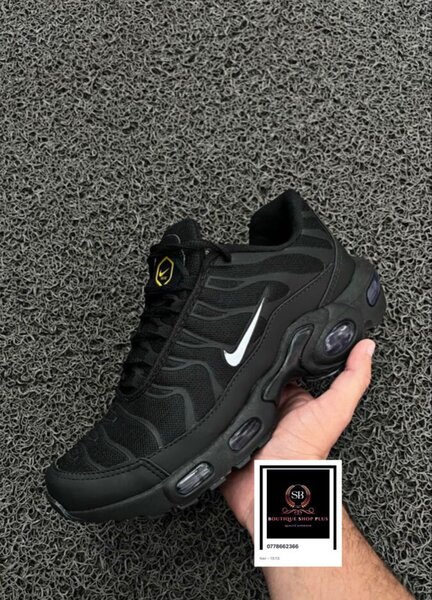 Baskets  Noires Sport Homme