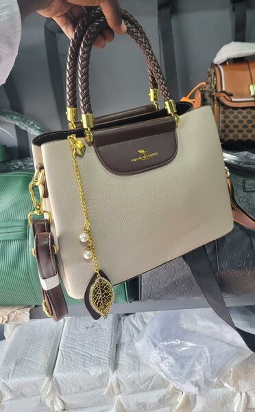 Sac à main élégant femme