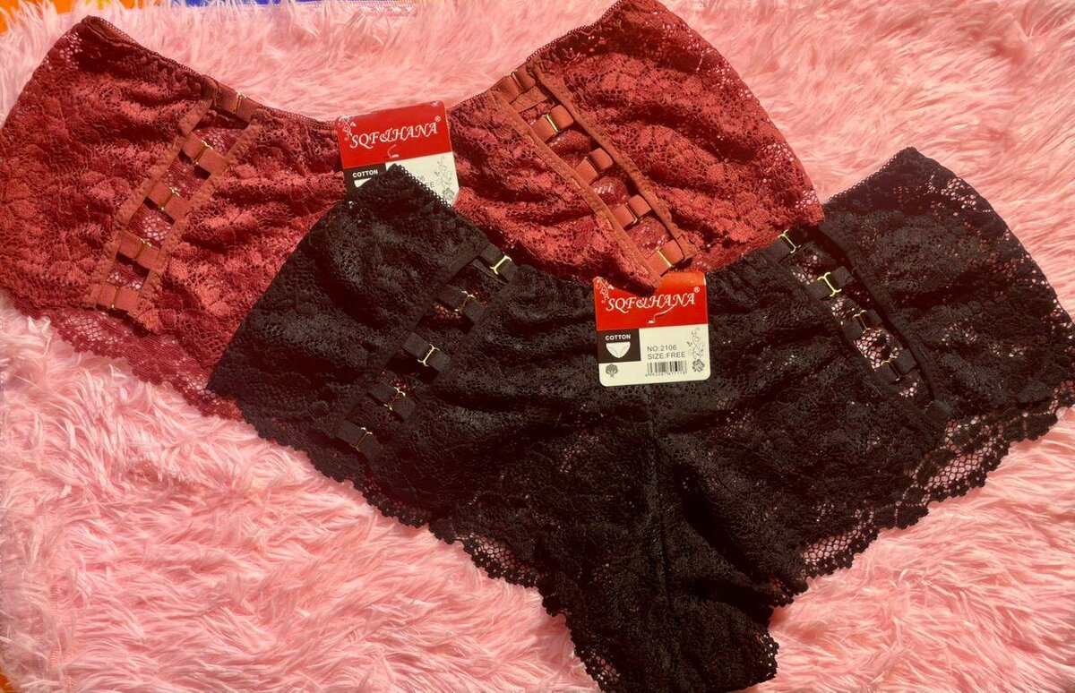 Culottes en dentelle raffinée