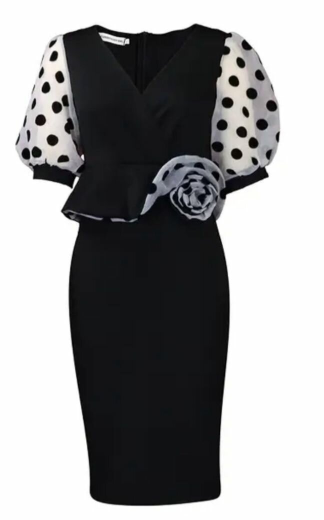 Robe noire à pois élégante