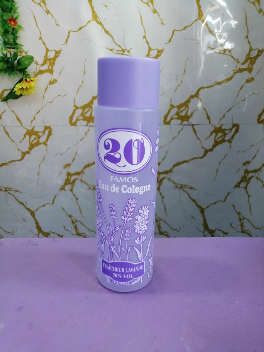 Eau de Cologne Famos