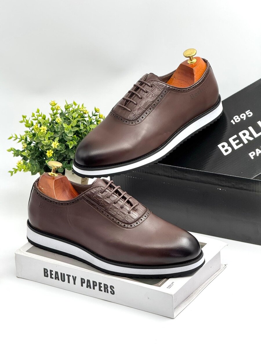 BERLUTI COFFEE AND WHITE