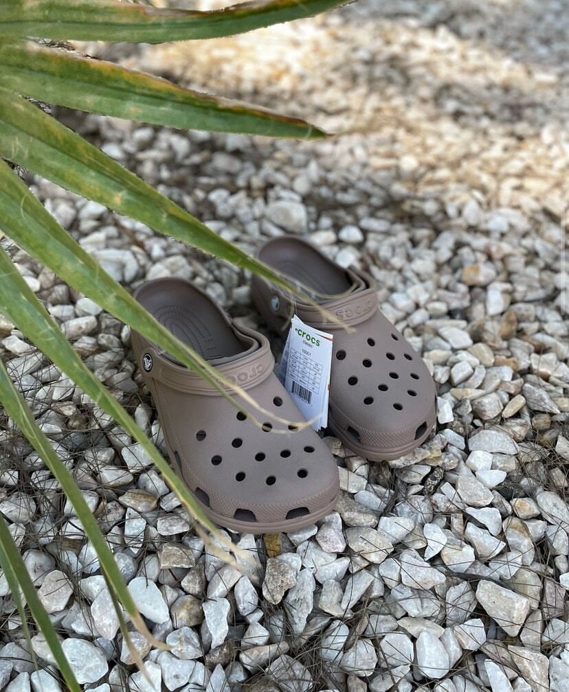 CLASSIC CROCS
