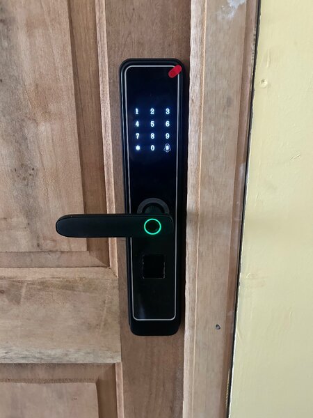 Smart locks installation