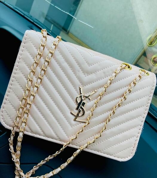 Medium beige handbag