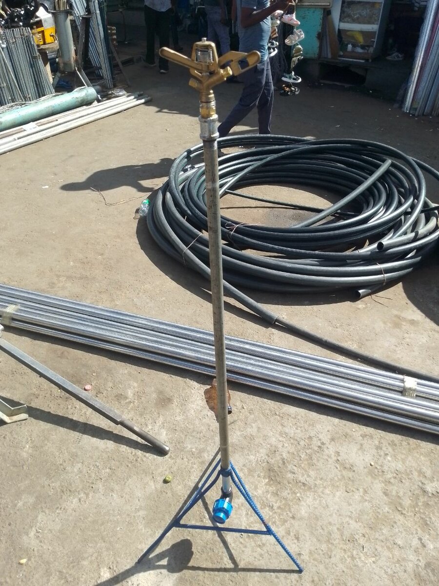 Rain gun water sprinkler