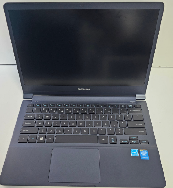 Samsung NP 900 X3 G