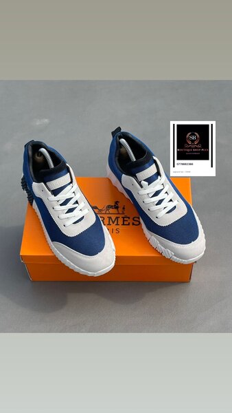 Baskets élégantes en cuir bleu