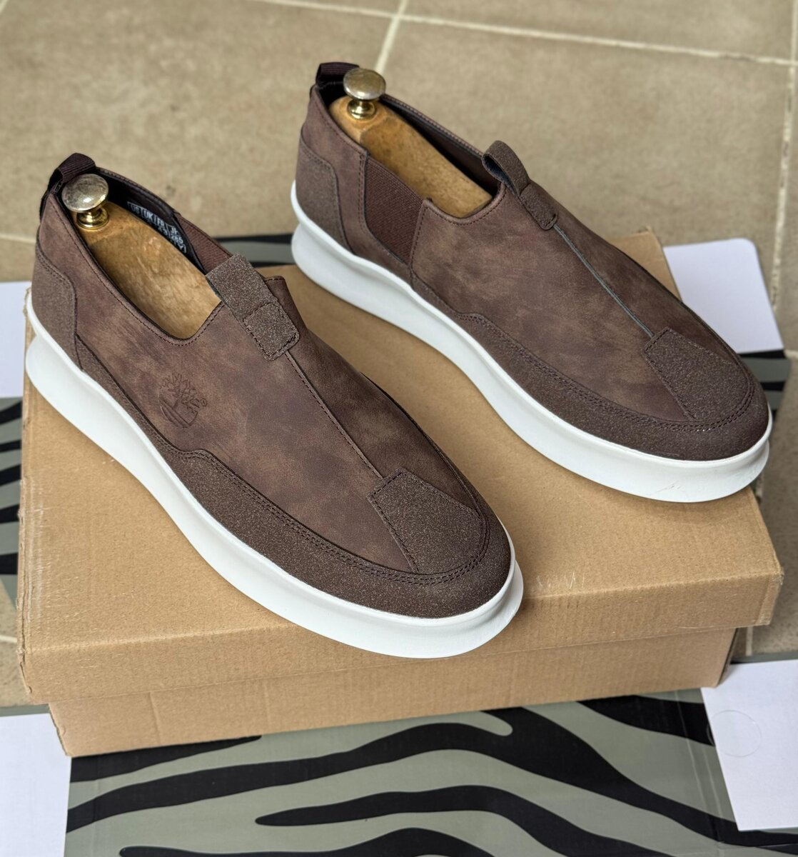 Chaussures en cuir pour hommes élégantes