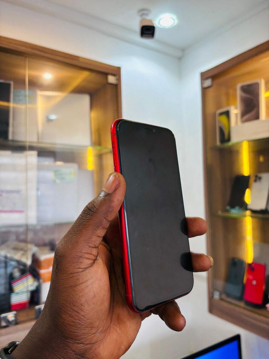 iPhone XR,  IPhone 7 Plus