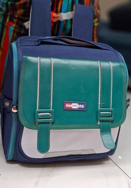 Cartable scolaire stylé