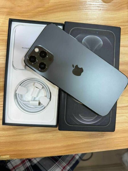 IPHONE 12 PRO MAX QUASI NEUF 128GIGA