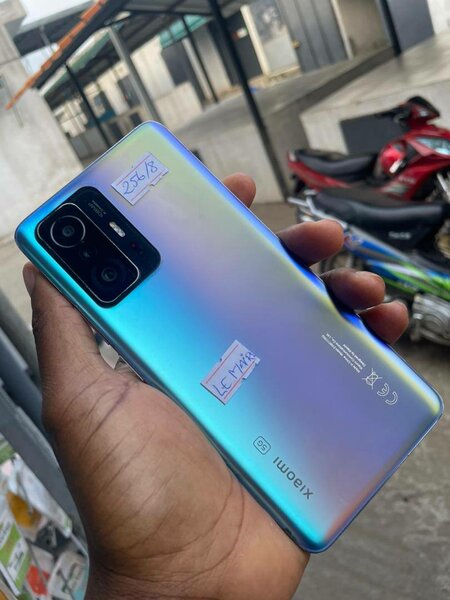 XIAOMI MI 11T 5G 256/8+3Go QUASI NEUF IMPORTÉ