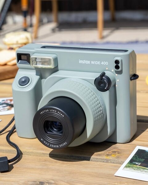 FujiFilm Instax wide 400