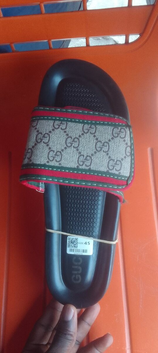 Gucci slides