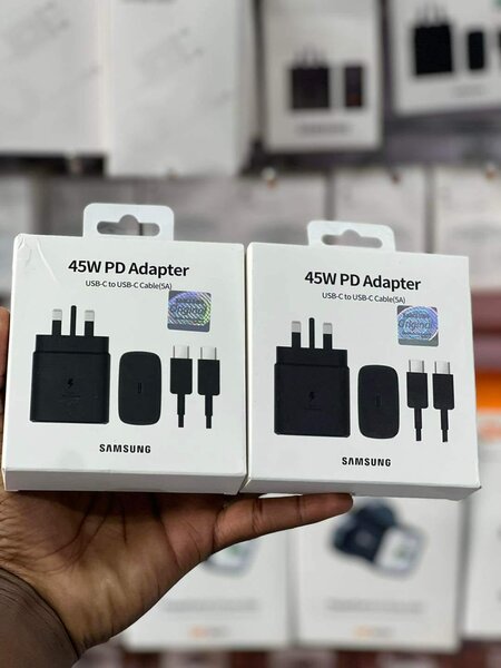 45W PD adapter USB-C to USB -C cable (5A) 