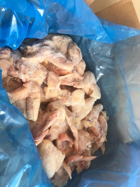 Chicken layers wings